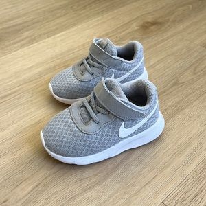 Nike Toddler Shoes Size 6C
